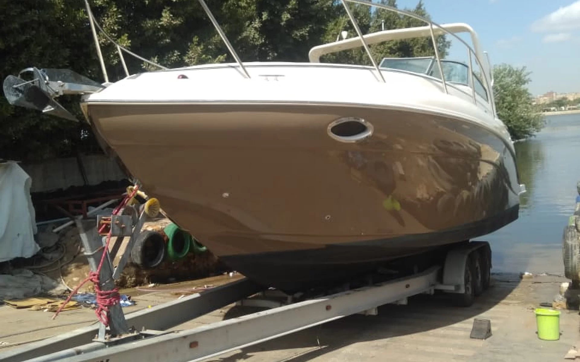Rinker 312 Fiesta