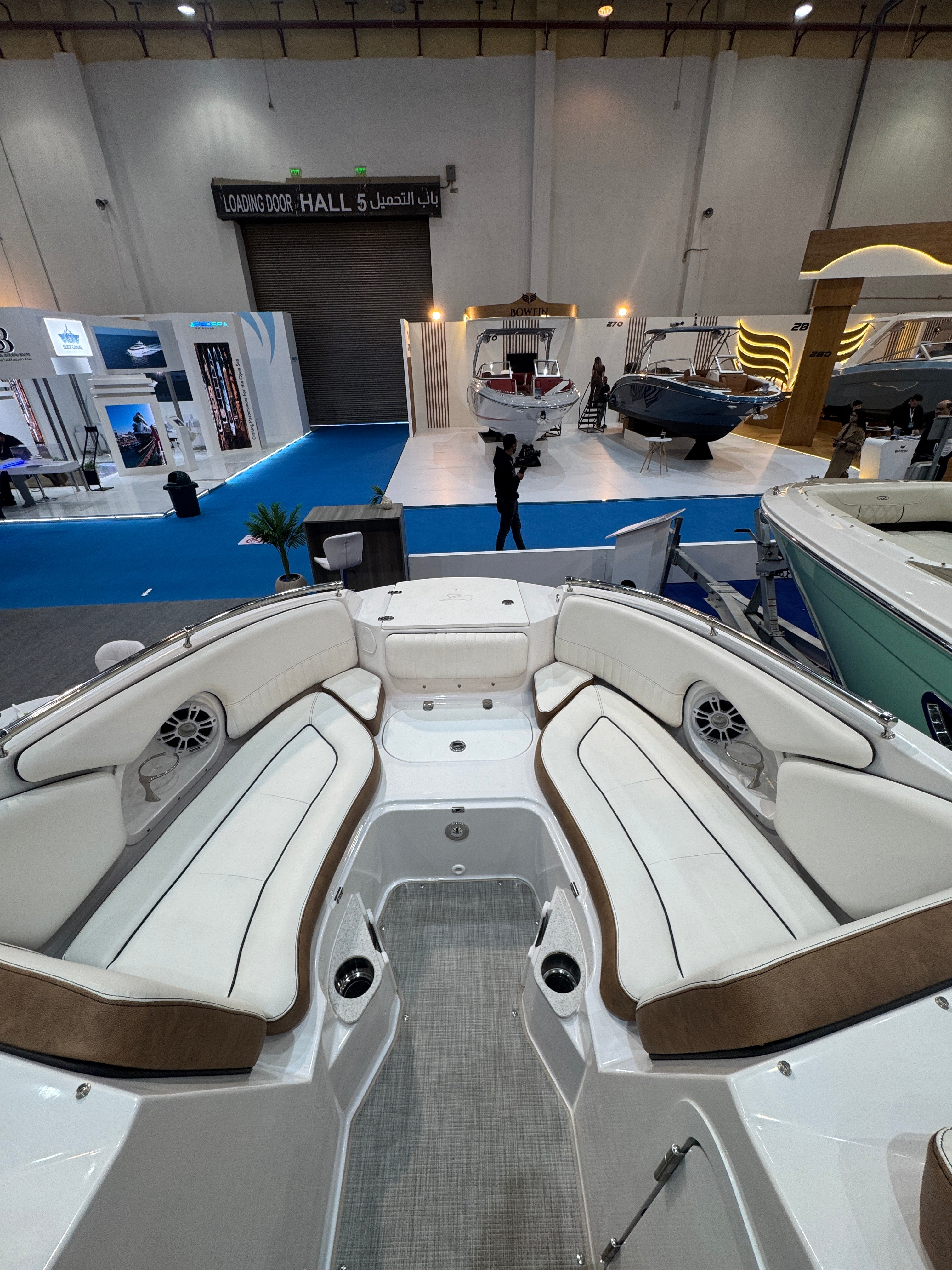 Stingray 211DC