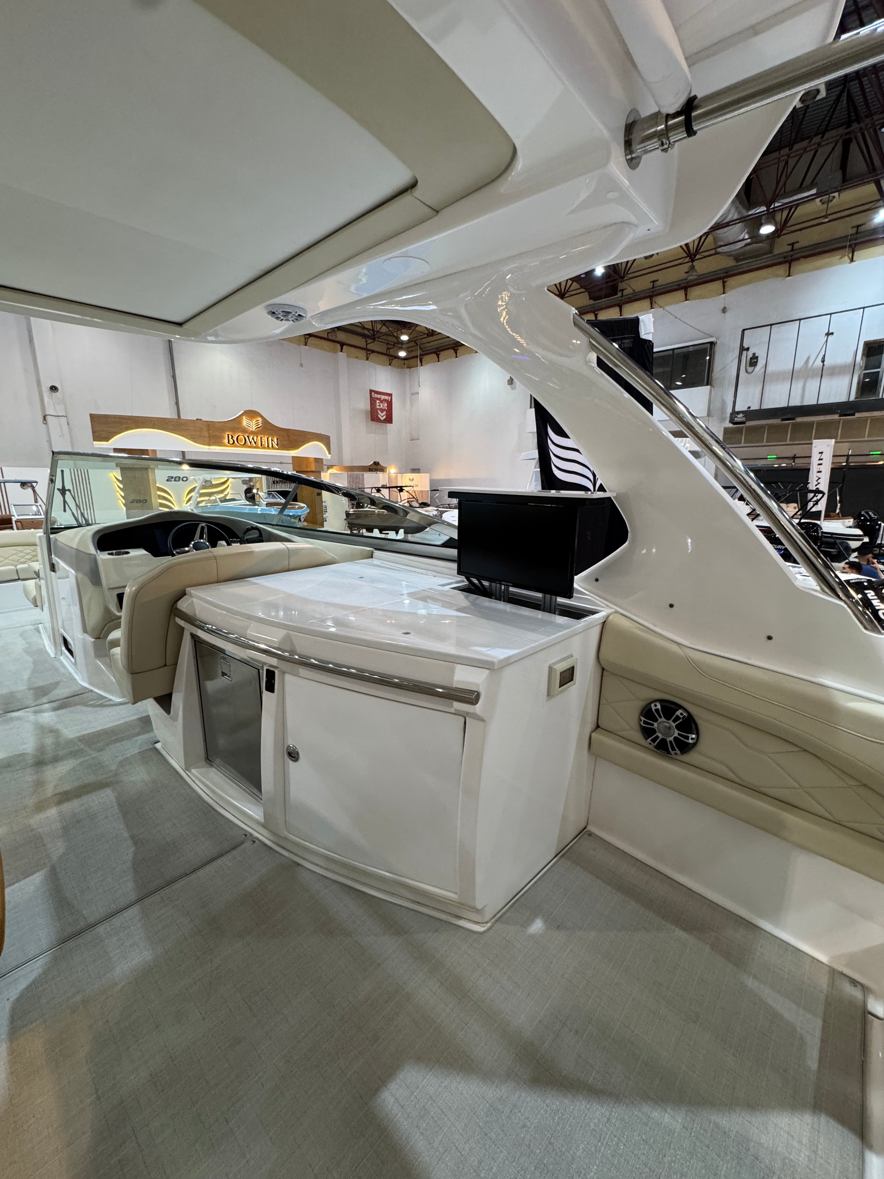 Regal 3300
