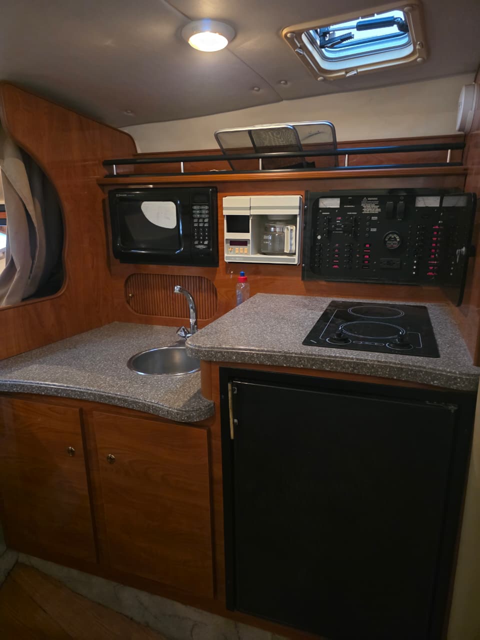 Rinker 312 Fiesta