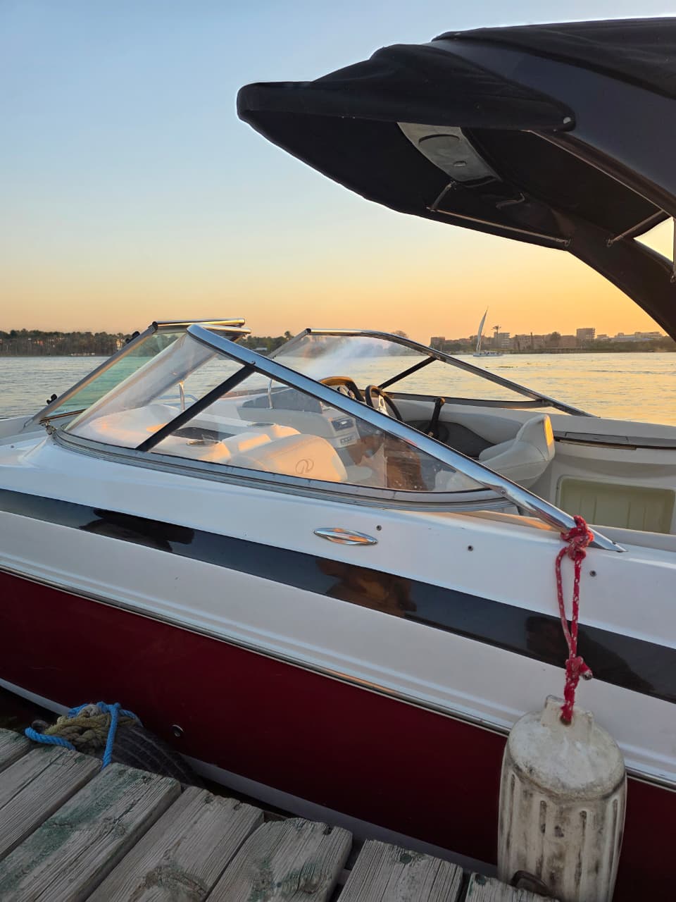Regal 24 FasDeck