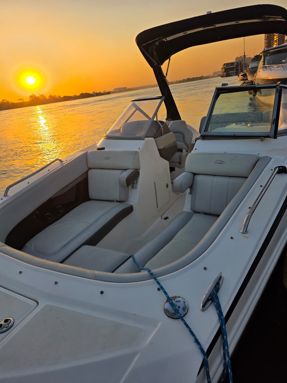 Regal 24 FasDeck