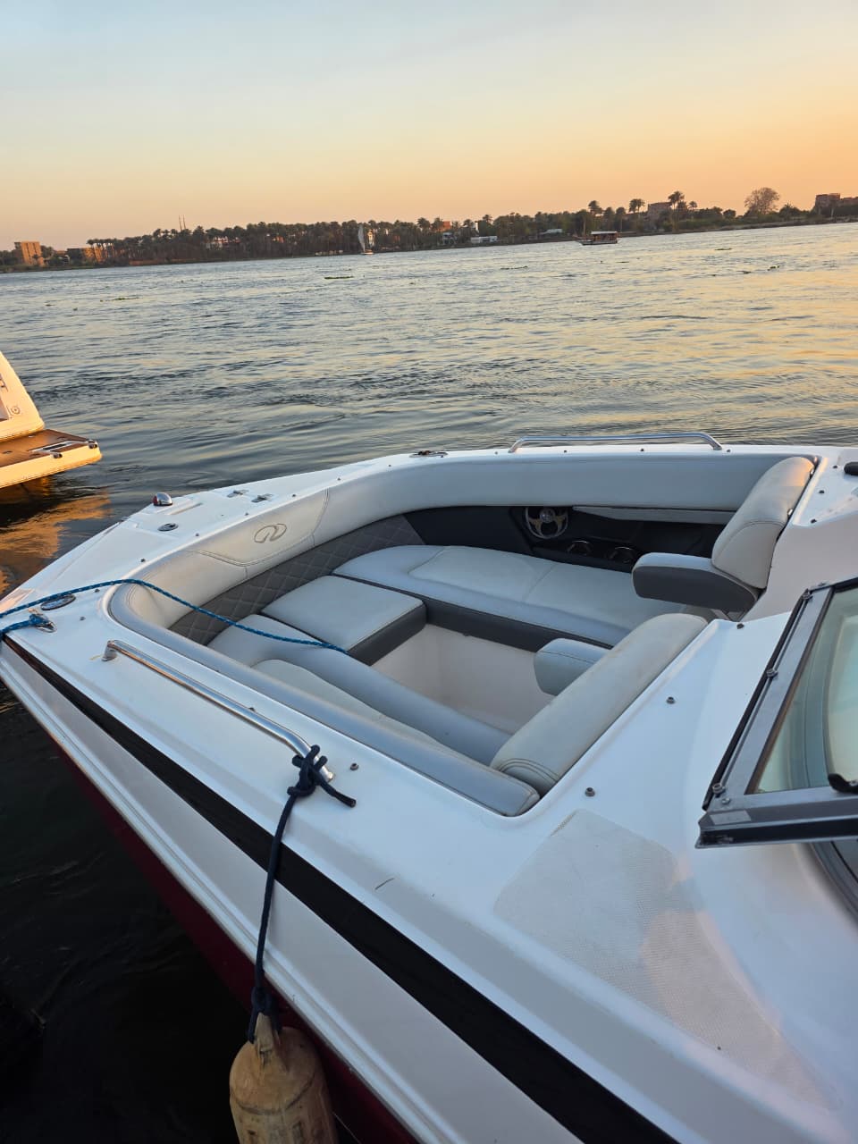 Regal 24 FasDeck