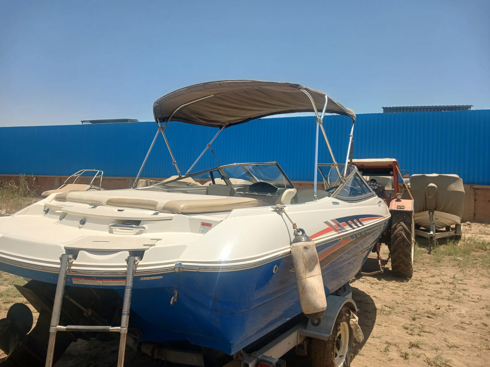 Stingray 208LR