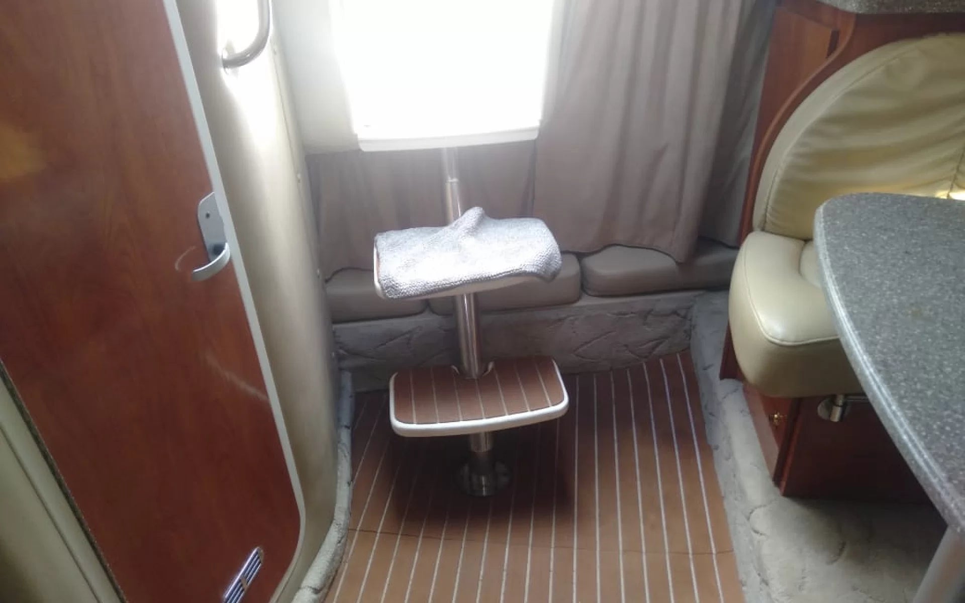 Rinker 312 Fiesta