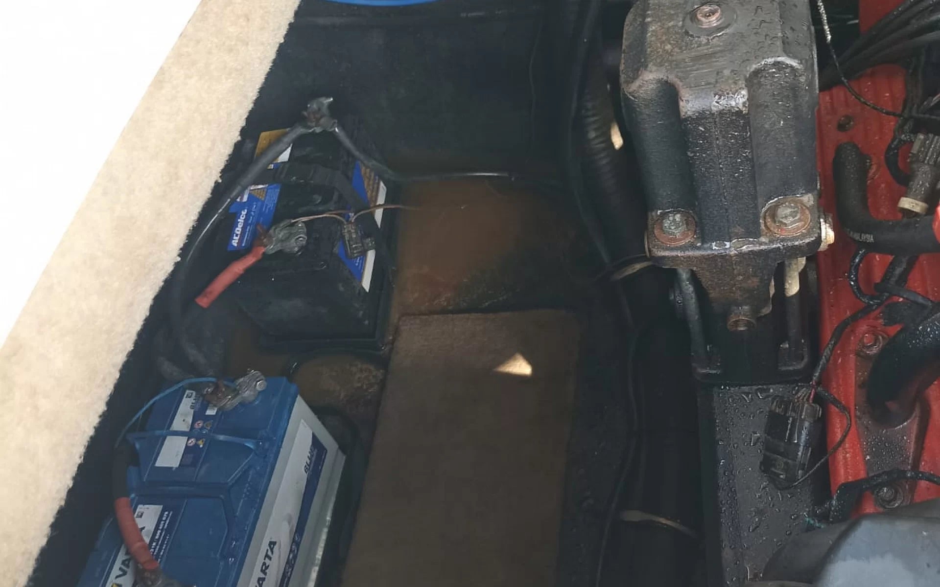 Stingray 235LR MY 2012