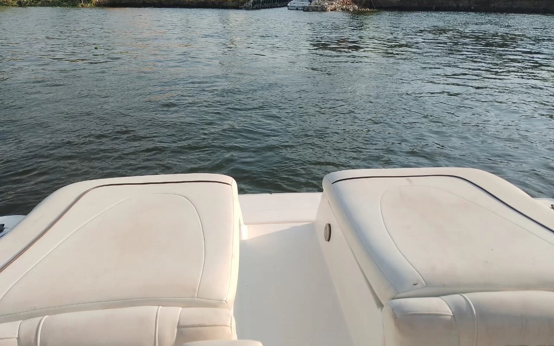 Sea Ray 270 Sundeck